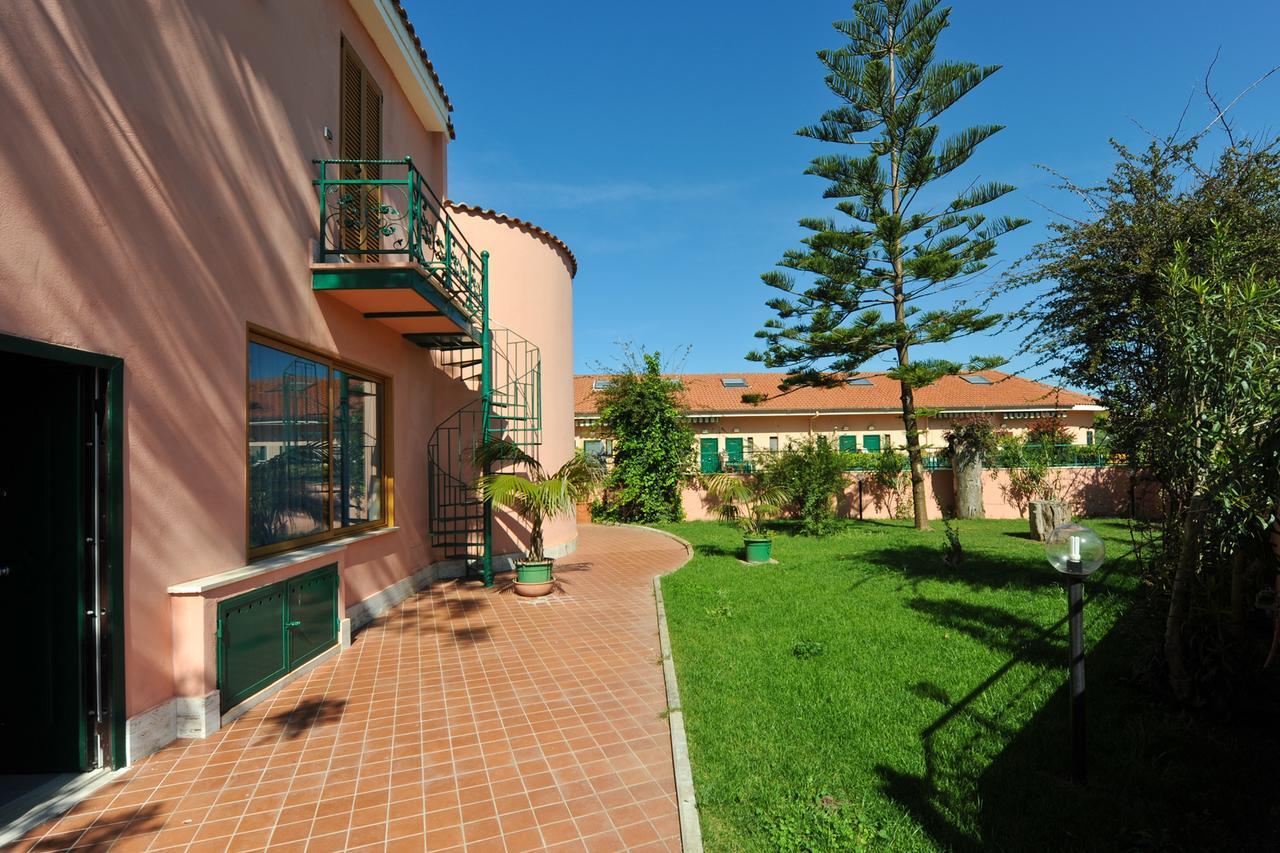 La Perla Del Tirreno Apartment Santa Severa Exterior photo